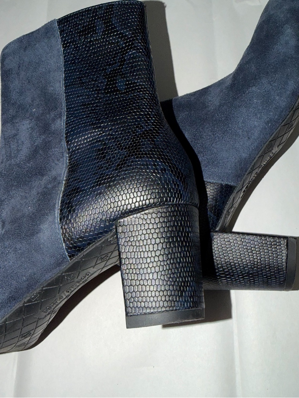 David Pliner Mia Booties - Picture 4 of 4